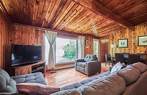 155 Wychwood Cres Photo 1