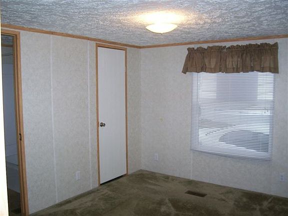 #0272 CUN Master bedroom