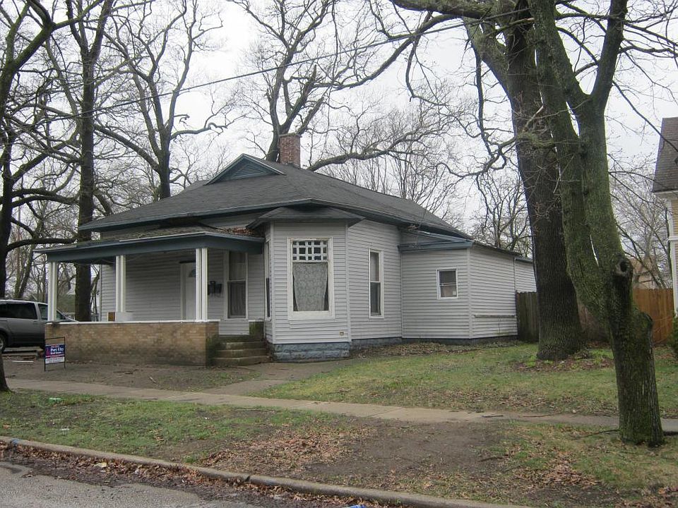 1st image of 1439 Leahy St