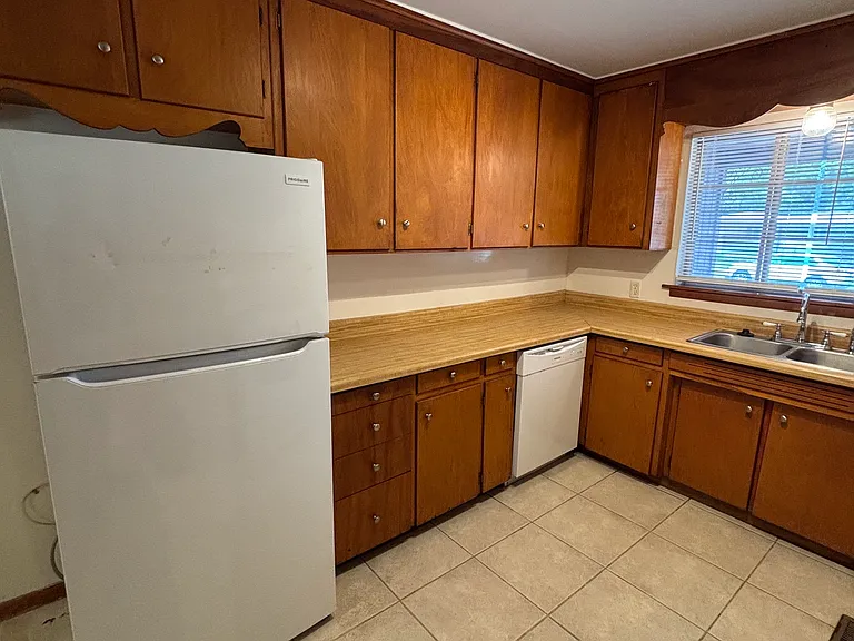 852 N Xenophon Ave — Photo 8