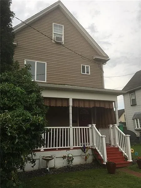 946 Roup Ave photo 1