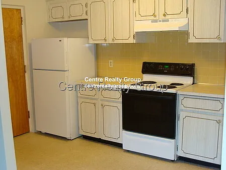 163 Lexington St Photo 1