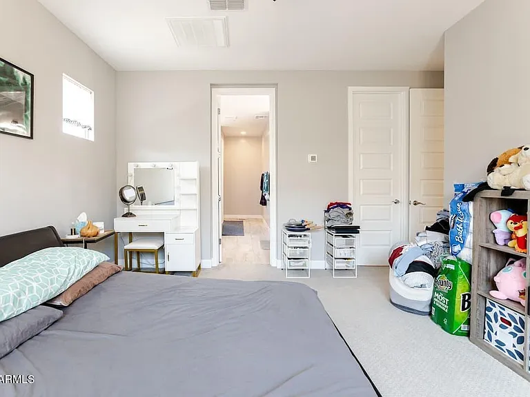 7043 E Portland St — Photo 24