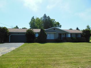 1111 Bayshore Rd, Lanse, MI 49946