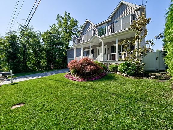 3rd image of 206 Prospect Avenue