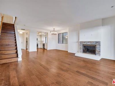 8711 Falmouth Ave Unit 104, Playa Del Rey, CA, 90293