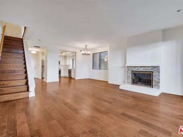 8711 Falmouth Ave Unit 104, Playa Del Rey, CA 90293