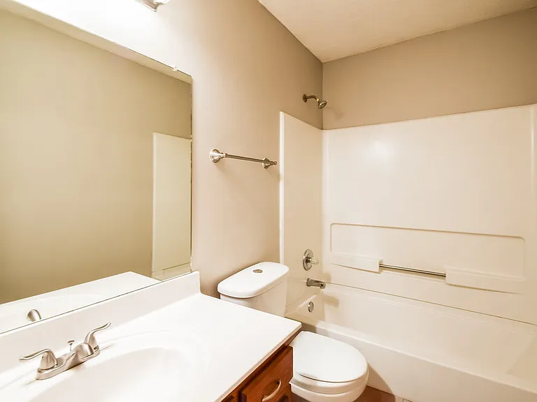 4255 Man Of War Dr — Photo 15