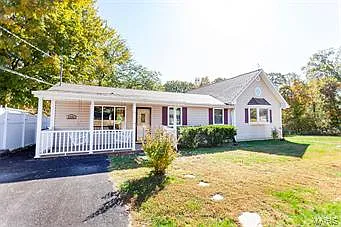 5224 Hunning Rd photo 1