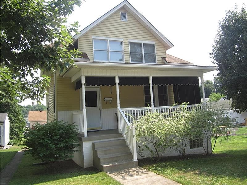 1st image of 320 Beaver St
