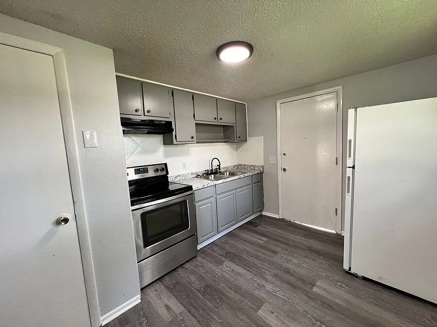 9316 Eastfield Rd, Unit A — Photo 3