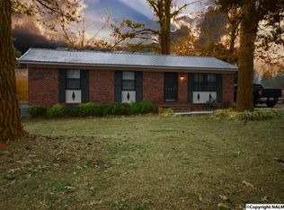 2609 Celestial Dr SW, Hartselle, AL 35640