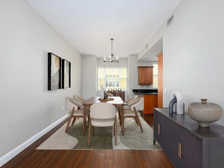 538 NE 7th Ave #1 — Photo 4