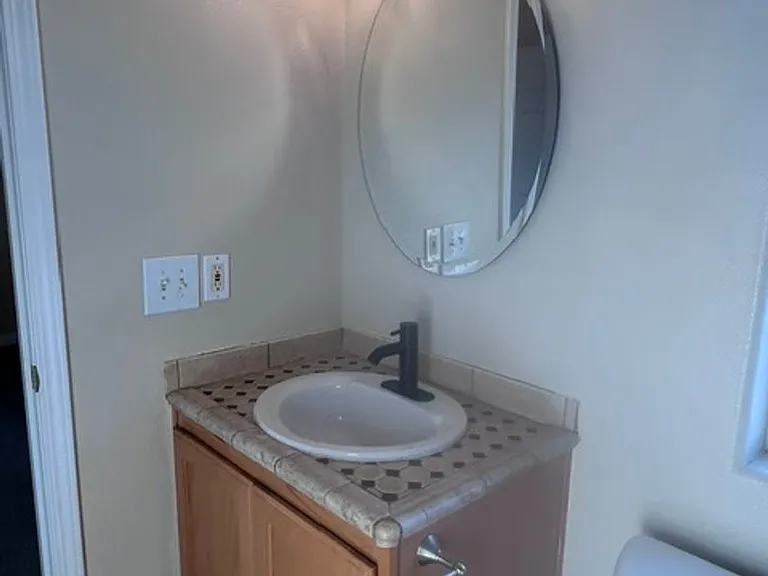 452 E Sunset Rd — Photo 31