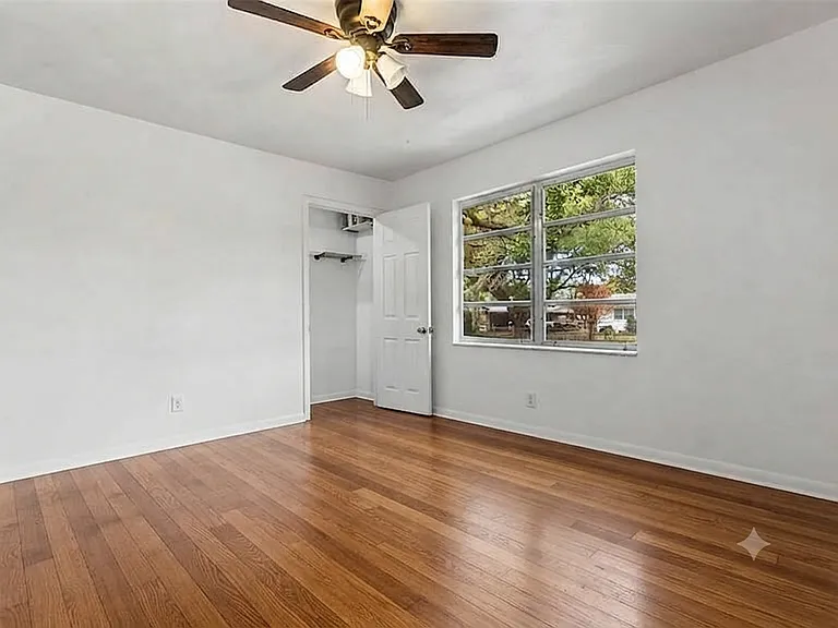13 E Magnolia St — Photo 29