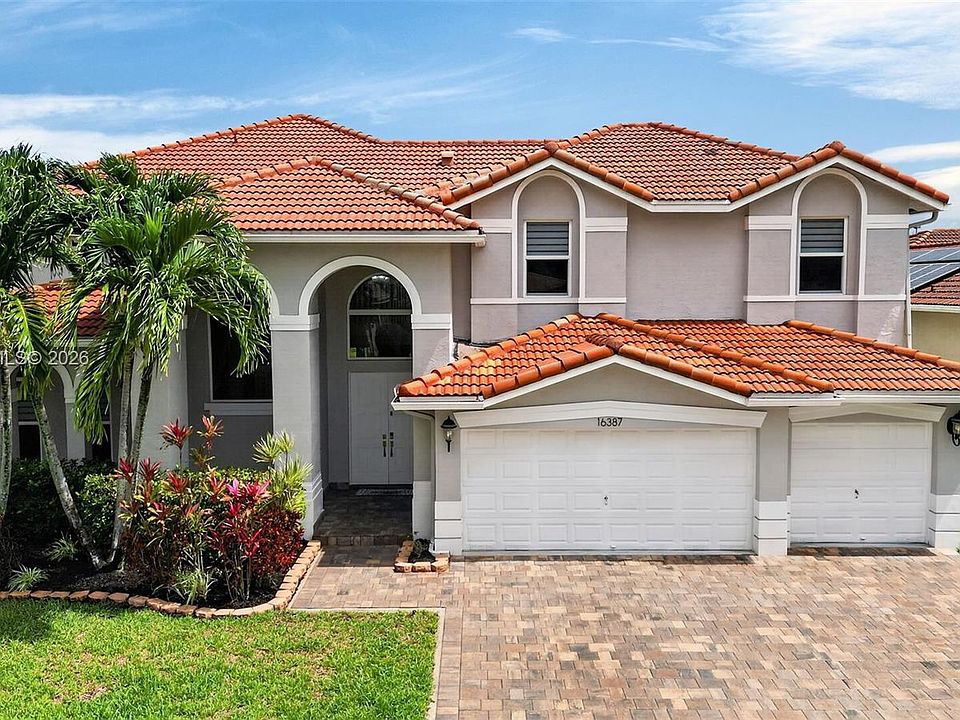 1st image of 16387 NW 13th St