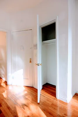 Rented by Voro, LLC | media 22