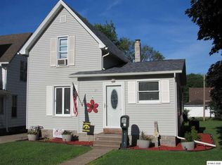 209 S Eliza St, Maquoketa, IA