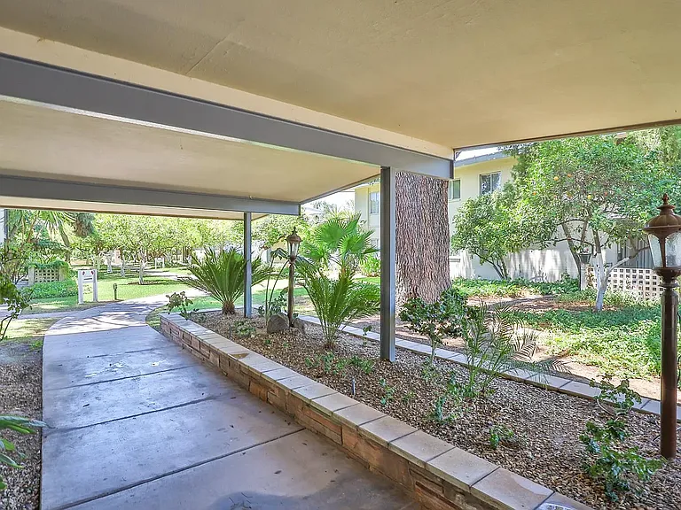 The Hibiscus Biltmore Apartments — Photo 19