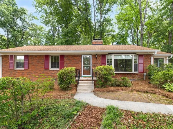 1002 Surry Dr, Greensboro, NC 27408