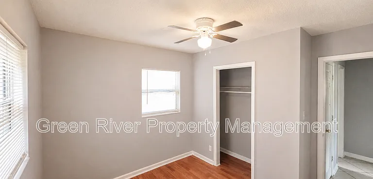 8910 Adams Ave — Photo 22