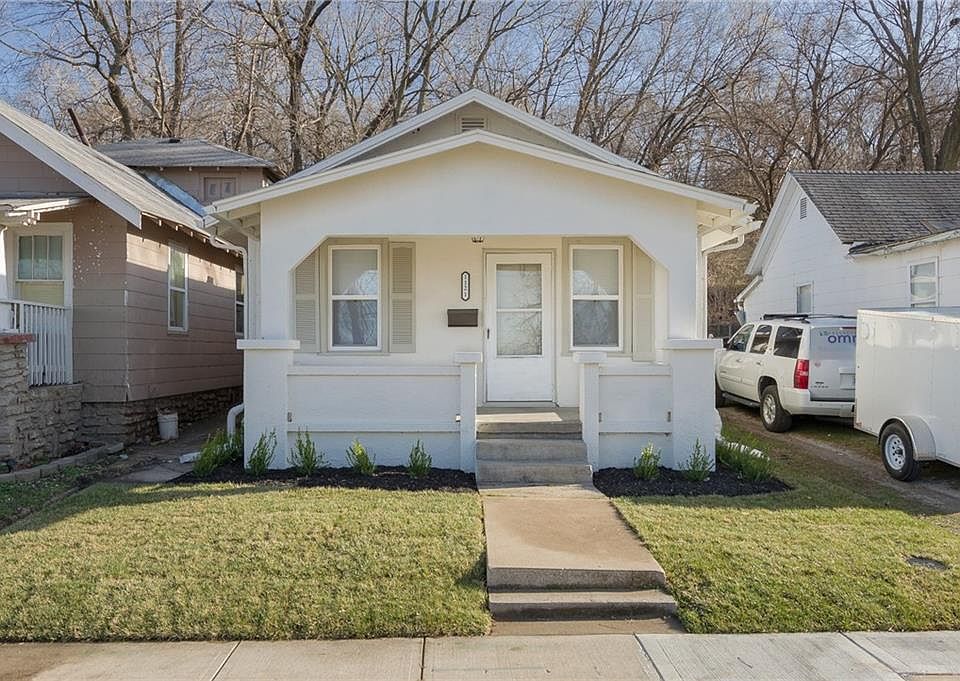 1121 Metropolitan Ave, Kansas City, KS 66103 Zillow