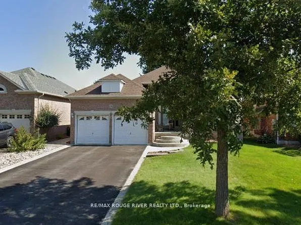 106 Tormina Blvd, Whitby, ON L1R 3B5