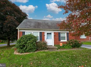 48 Brethren Church Rd, Leola, PA 17540