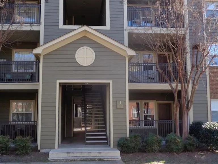 2100 Old Taylor Rd #J239 — Photo 5