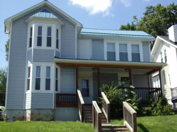 280 Spruce St, Ronceverte, WV 24970
