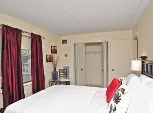 1 S Point Dr APT 310, Boston, MA 02125