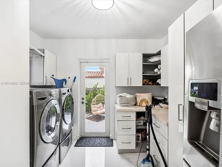 825 SW 23rd Rd — Photo 52