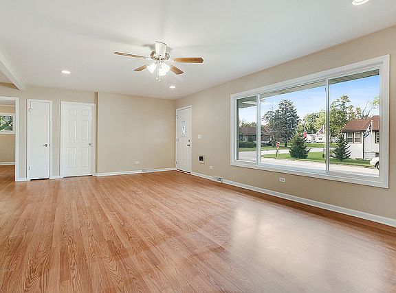 2nd image of 3101 Miller Ave