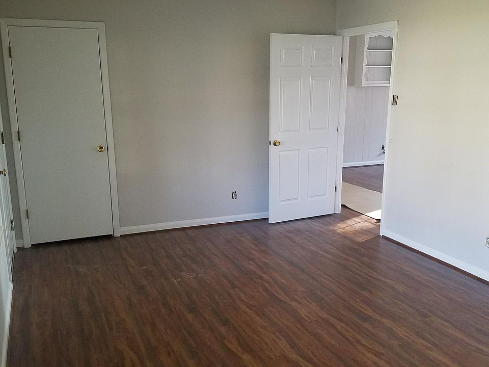 SH283South Washington Street Apartments 520 S Washington St Shelby