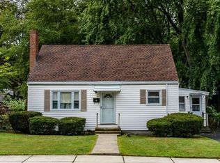 27 Manion Rd, Hyde Park, MA 02136