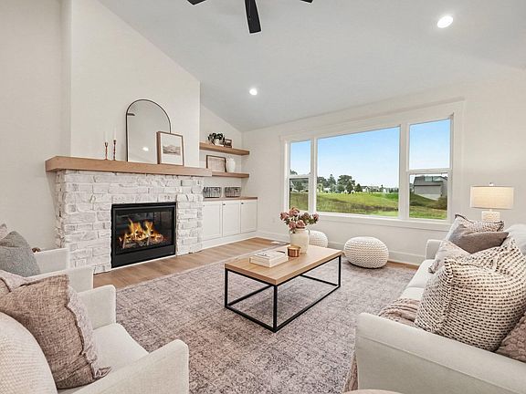 4th image of 12538 Nora Ct
