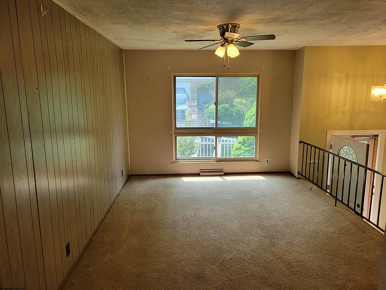 929 Garrison Ave — Photo 6