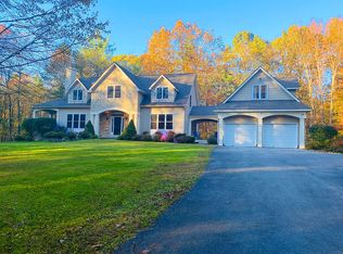 49 Homestead Rd, Saratoga Springs, NY 12866