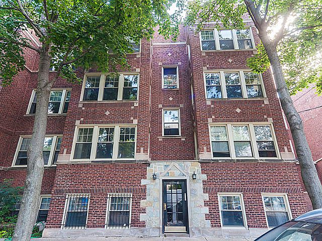 1st image of 6141 N Paulina St #1