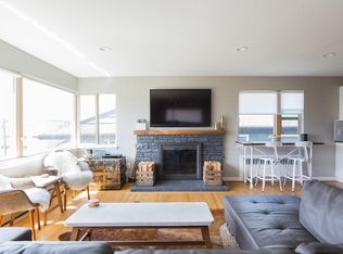 114 W Kinnear Pl, Seattle, WA 98119