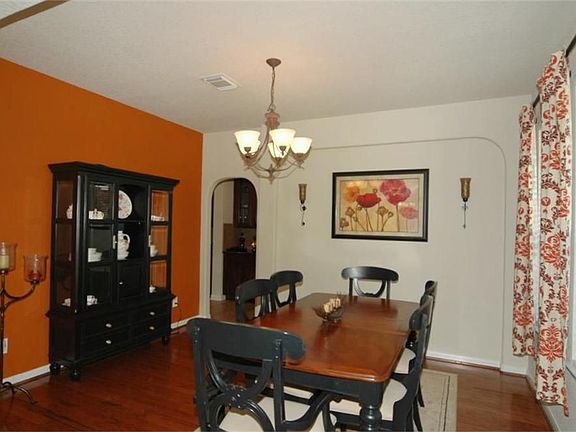5th image of 6115 Castle Peak Ln