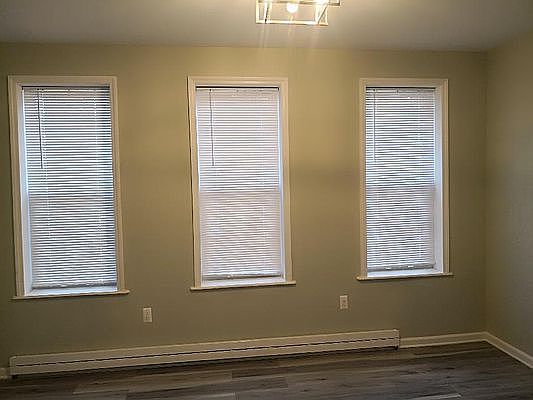 4th image of 25-51 14th St #1F