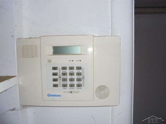 3rd image of 5301 Kermit St