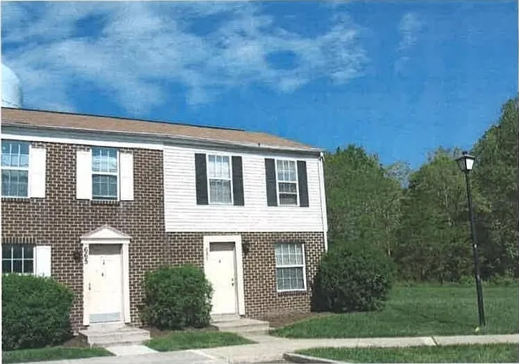 Carroll La Plata — Photo 2