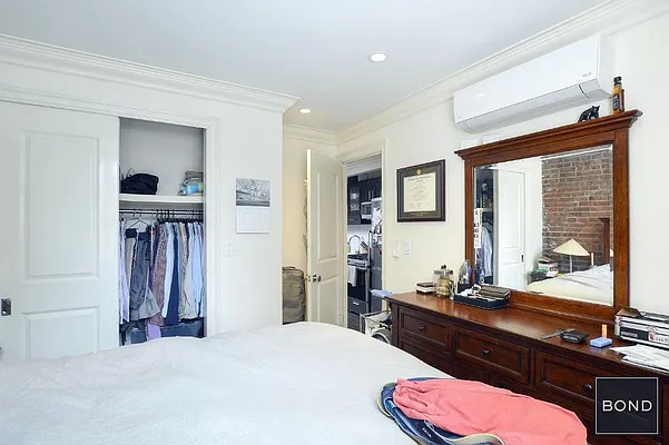 Rented by Bond New York | media 30