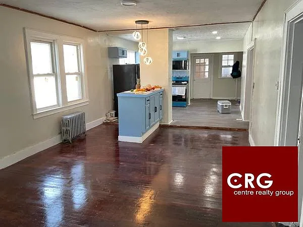 4 bed, 1.0 bath, $3,600 — Photo 3