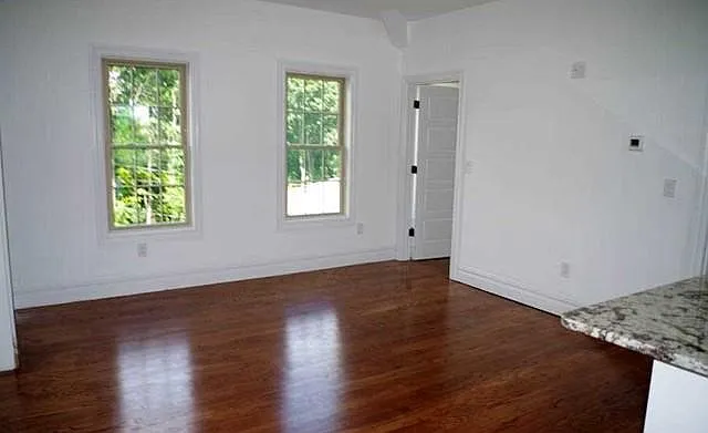 2 bed, $2,300 — Photo 4