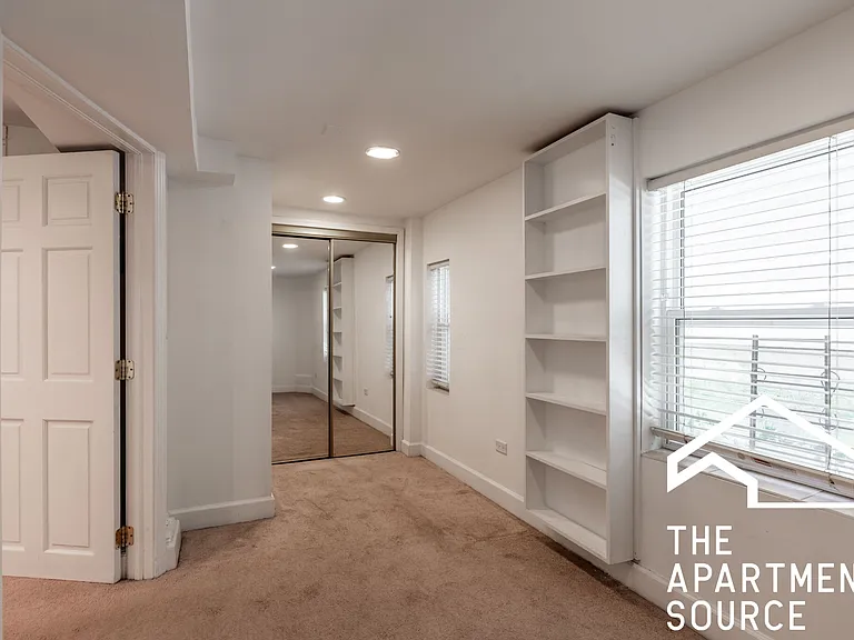 1821 W Cortland St #CH1 — Photo 7