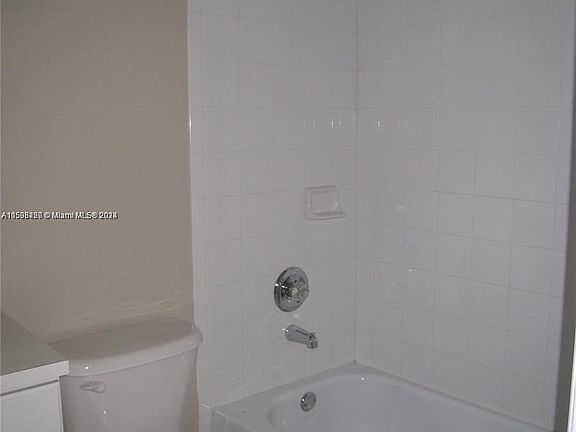 3rd image of 10900 SW 82nd Ter Floor 6