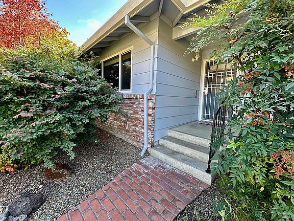 4th image of 2526 Compadre Drive